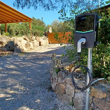 Suite Mirialveda San Pantaleo Exterior photo